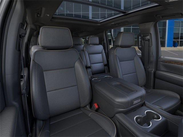 new 2024 Chevrolet Suburban car, priced at $80,995