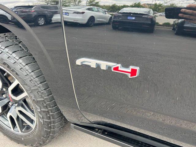 used 2022 GMC Yukon XL car