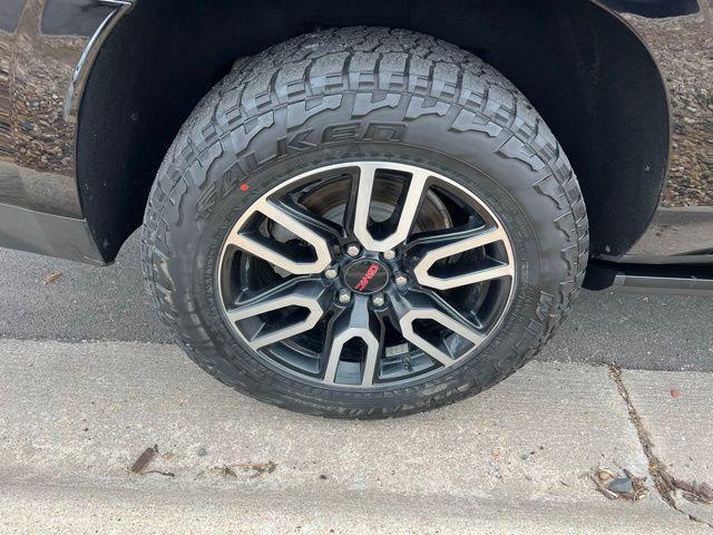 used 2022 GMC Yukon XL car