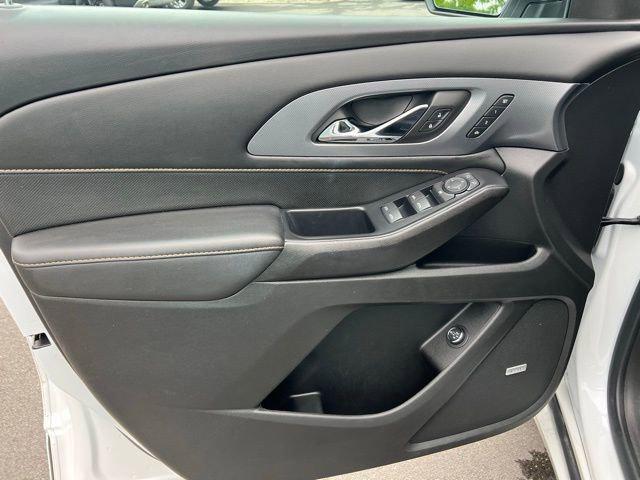 used 2021 Chevrolet Traverse car, priced at $31,800