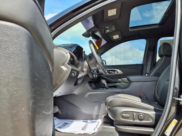 used 2023 Chevrolet Traverse car, priced at $43,500