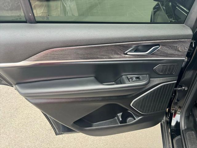 used 2022 Jeep Grand Cherokee L car, priced at $34,000