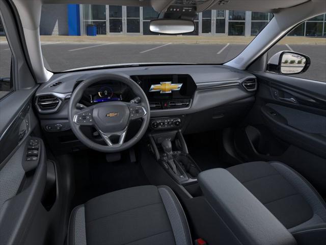 new 2025 Chevrolet TrailBlazer car, priced at $29,180