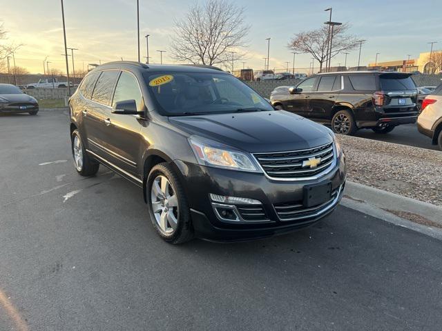 used 2015 Chevrolet Traverse car, priced at $8,500