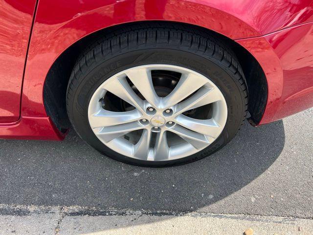 used 2014 Chevrolet Cruze car, priced at $10,500
