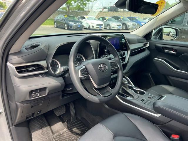 used 2023 Toyota Highlander car, priced at $43,500