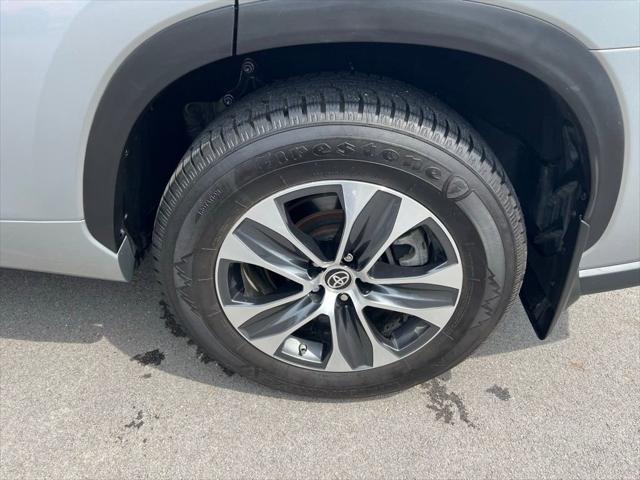 used 2023 Toyota Highlander car, priced at $43,500