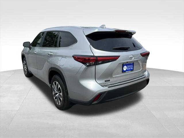 used 2023 Toyota Highlander car, priced at $43,500