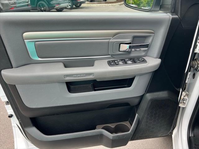 used 2019 Ram 1500 Classic car, priced at $28,300