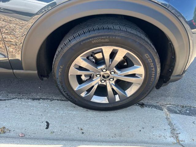 used 2022 Ford Explorer car, priced at $28,250