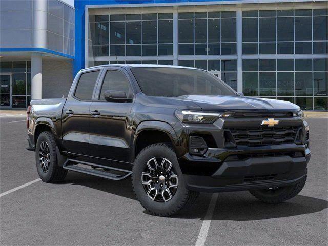 new 2024 Chevrolet Colorado car, priced at $39,495