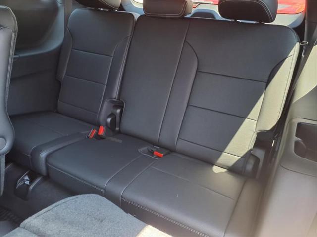 new 2025 Chevrolet Traverse car, priced at $45,545