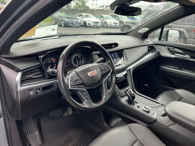used 2021 Cadillac XT5 car, priced at $31,000
