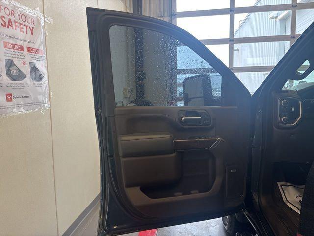 used 2023 GMC Sierra 2500 car, priced at $61,000