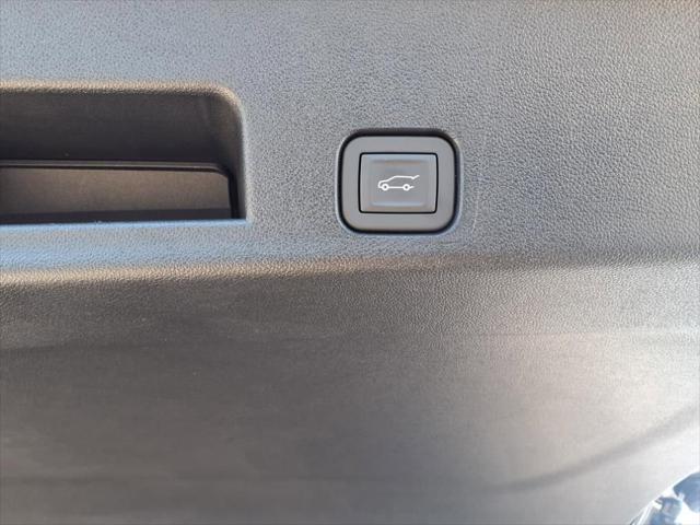 new 2025 Chevrolet Traverse car, priced at $52,819