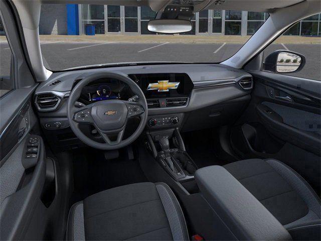 new 2025 Chevrolet TrailBlazer car, priced at $23,930