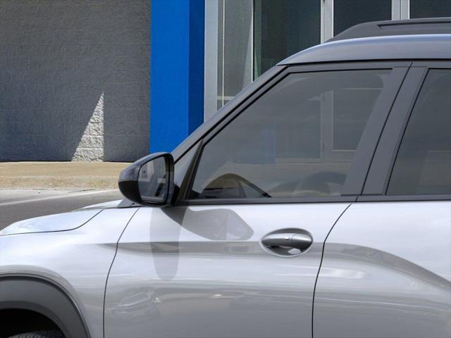 new 2025 Chevrolet TrailBlazer car, priced at $33,995