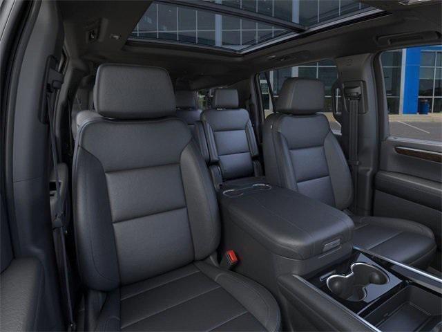 new 2025 Chevrolet Suburban car, priced at $77,625