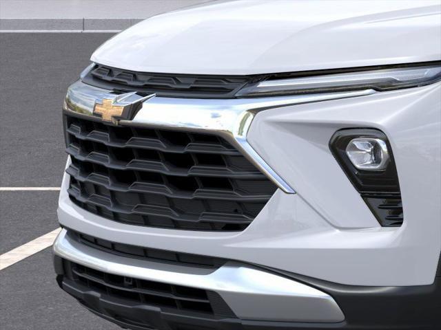 new 2025 Chevrolet TrailBlazer car, priced at $29,330