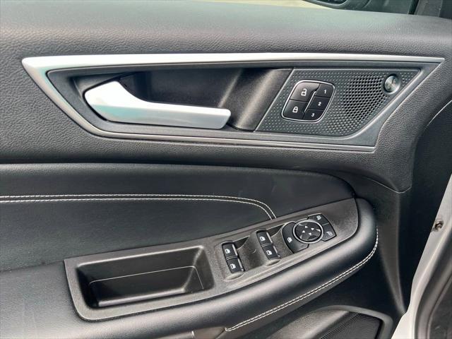 used 2024 Ford Edge car, priced at $31,500