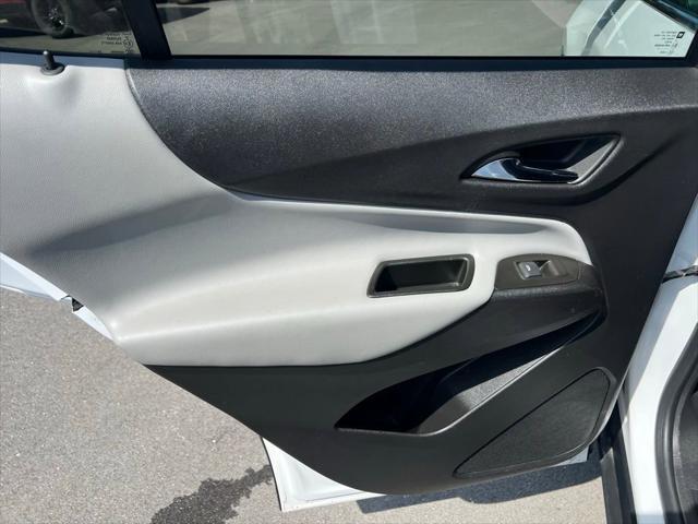 used 2024 Chevrolet Equinox car, priced at $22,400