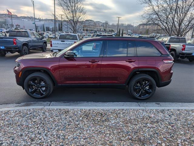 used 2024 Jeep Grand Cherokee car, priced at $43,200