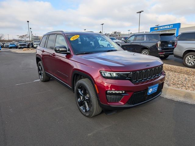 used 2024 Jeep Grand Cherokee car, priced at $43,200