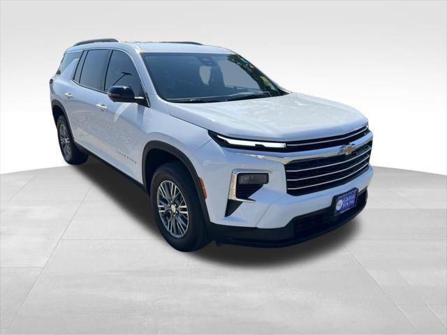 used 2025 Chevrolet Traverse car, priced at $41,500