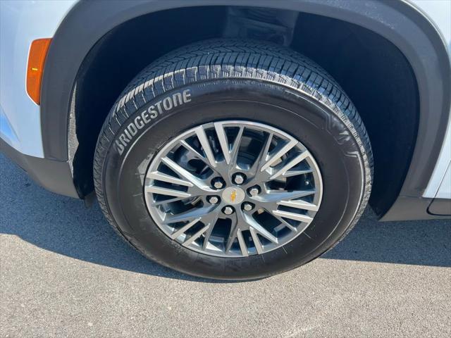 used 2025 Chevrolet Traverse car, priced at $41,500