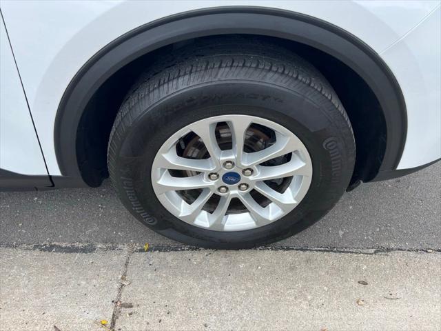 used 2022 Ford Escape car, priced at $23,500