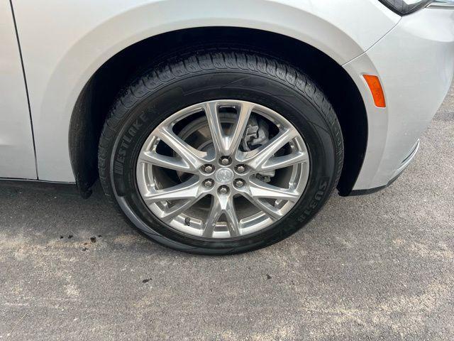 used 2022 Buick Enclave car, priced at $27,200