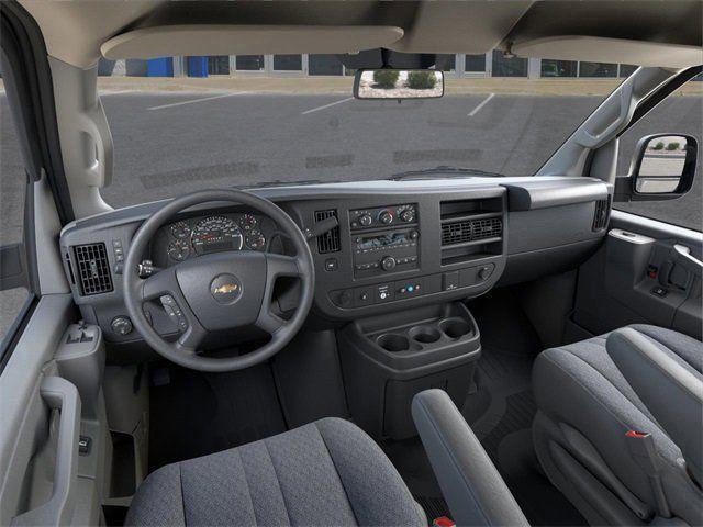 new 2025 Chevrolet Express 3500 car