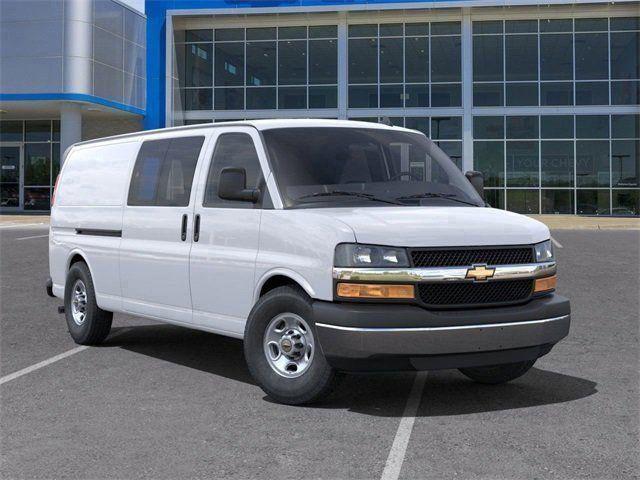 new 2025 Chevrolet Express 3500 car