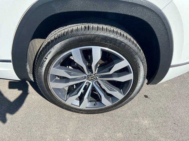 used 2021 Volkswagen Atlas Cross Sport car, priced at $22,500
