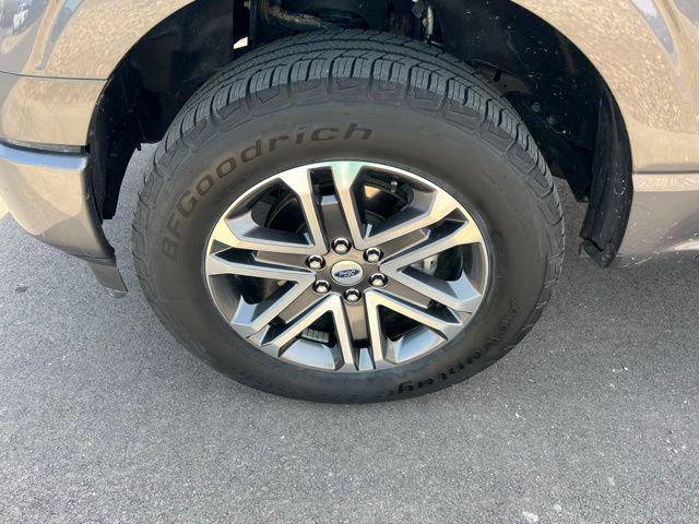 used 2022 Ford F-150 car, priced at $26,000