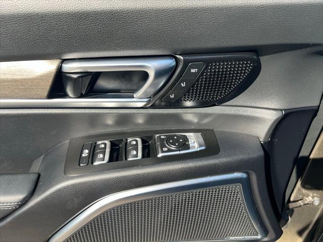 used 2022 Kia Telluride car, priced at $38,400