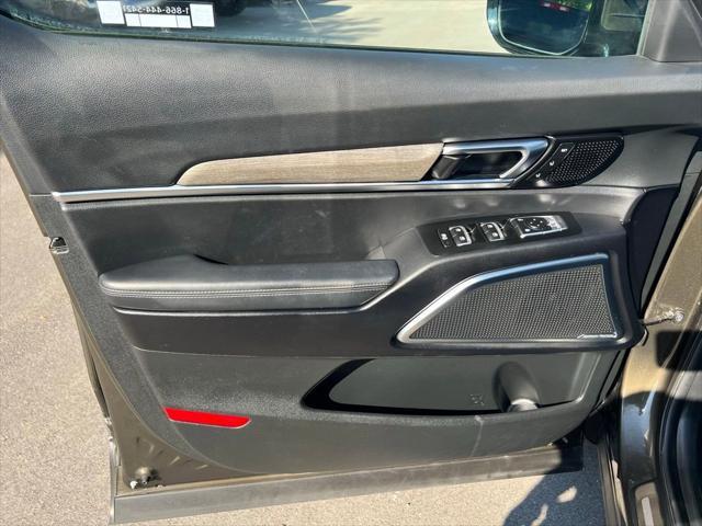 used 2022 Kia Telluride car, priced at $38,400