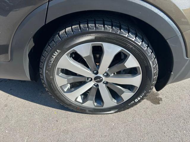 used 2022 Kia Telluride car, priced at $38,400