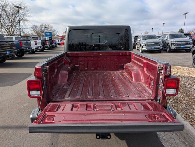 used 2022 Jeep Gladiator car, priced at $33,300