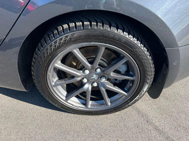 used 2018 Tesla Model 3 car, priced at $21,000
