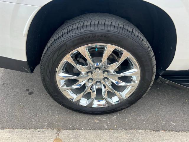used 2022 GMC Yukon XL car, priced at $50,000