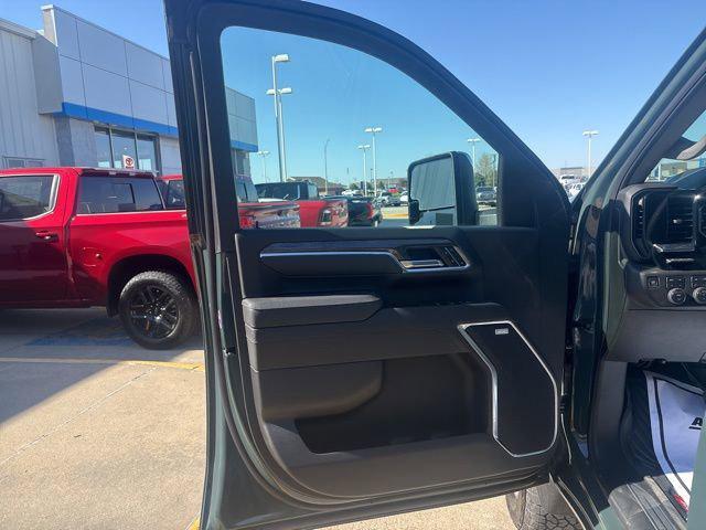 new 2025 Chevrolet Silverado 2500 car, priced at $73,917