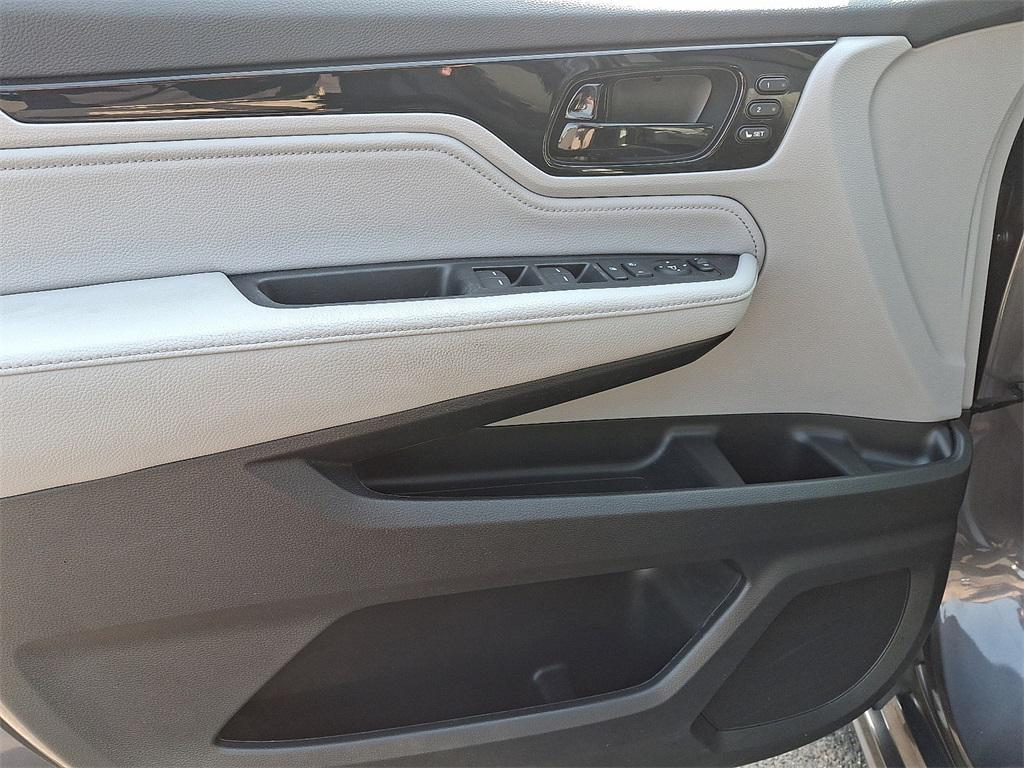 used 2022 Honda Odyssey car, priced at $32,895