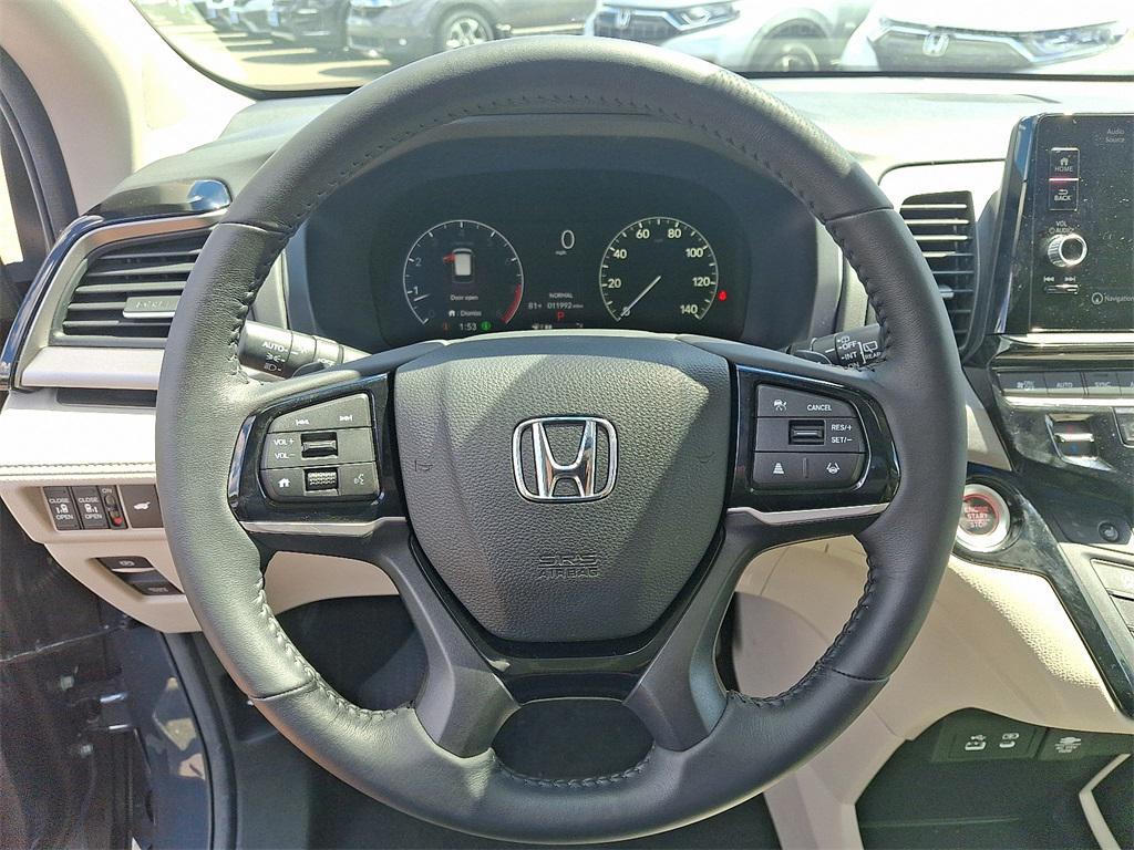used 2025 Honda Odyssey car, priced at $43,595