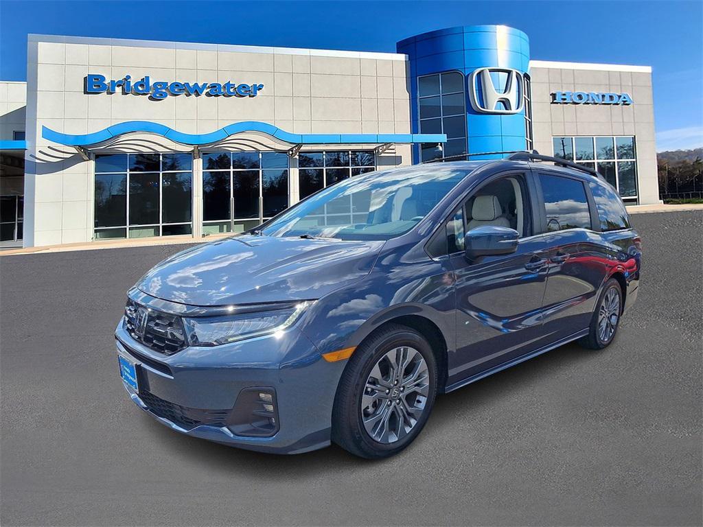 used 2025 Honda Odyssey car, priced at $43,595