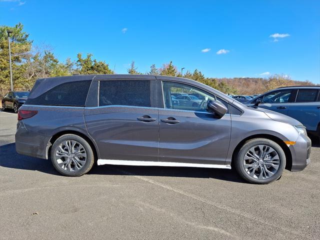 new 2025 Honda Odyssey car, priced at $48,005