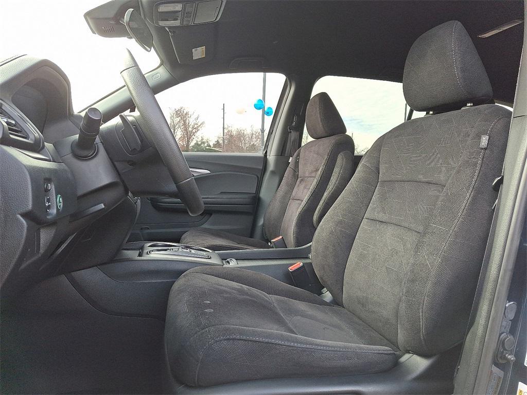 used 2022 Honda Pilot car, priced at $25,295