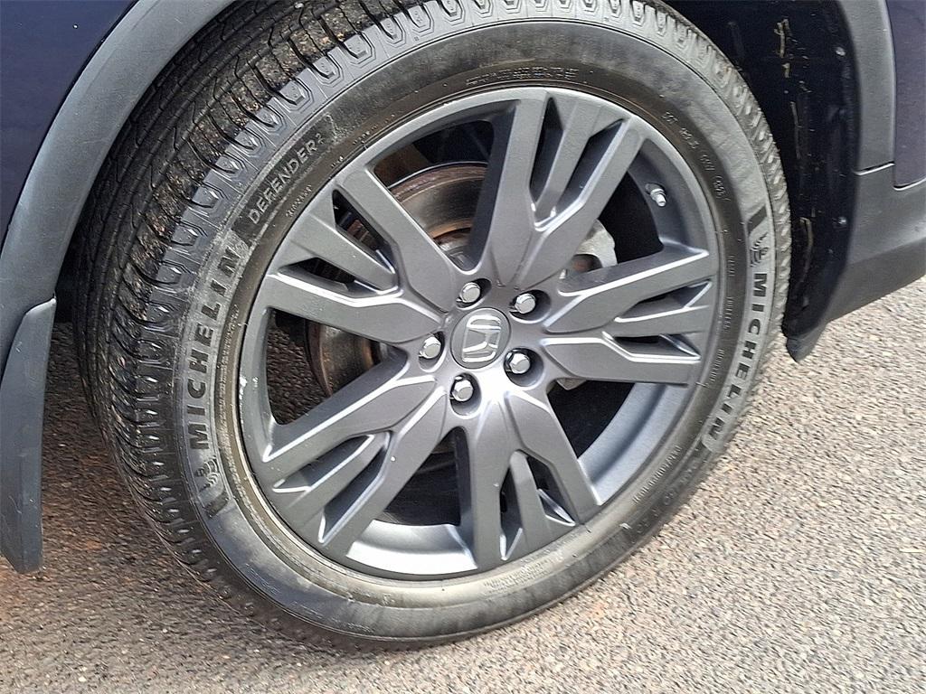 used 2022 Honda Pilot car, priced at $25,295