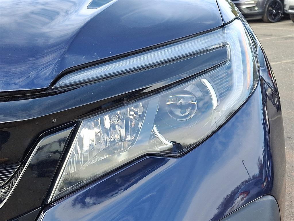 used 2022 Honda Pilot car, priced at $25,295