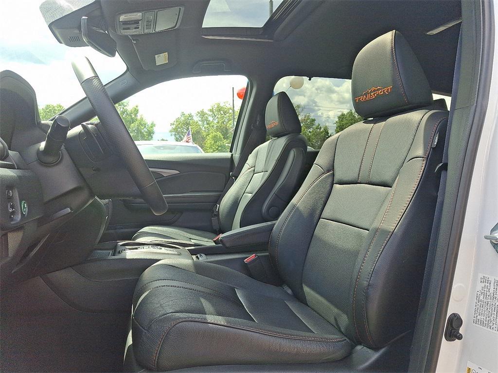used 2022 Honda Pilot car, priced at $30,995